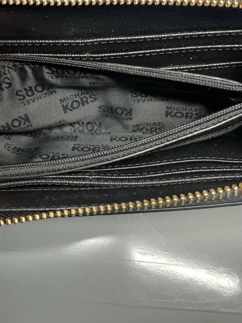 Wallet Michael Kors Jet Set Travel CONTINENTAL Leather Wallet. - Picture 10 of 11
